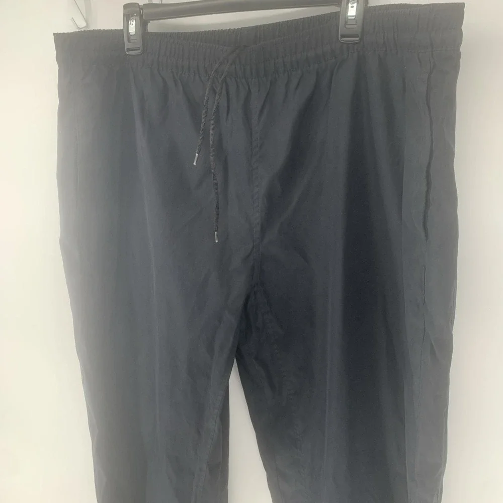 IZOD XFG Men's Golf Windbreaker Outdoors Active Pants XXL (2XL) Elastic Waist